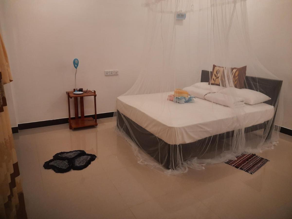 Dulmini Homestay Ella Kültér fotó